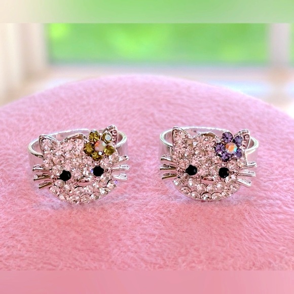 Hello Kitty Adjustable Ring with Green Flower - Picture 2 of 5